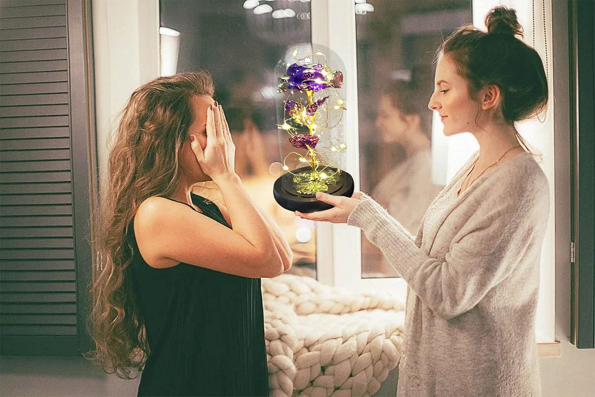 PDTXCLS TANGDIAABBCC Beauty and the Beast Rose Lasts Forever Artificial Colorful Roses in a Glass Dome Flower Gift for Mother'S Day Valentine'S Day Wedding Anniversary Girl'S Birthday (Purple)